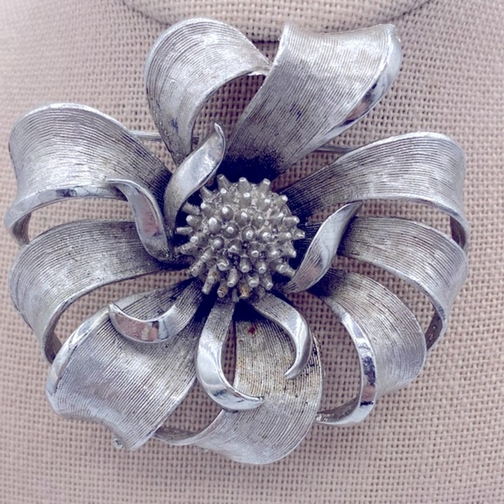 Vintage 1960s Coro Silver Plated Brooch Designer Piece Of Jewelry Very Elegant